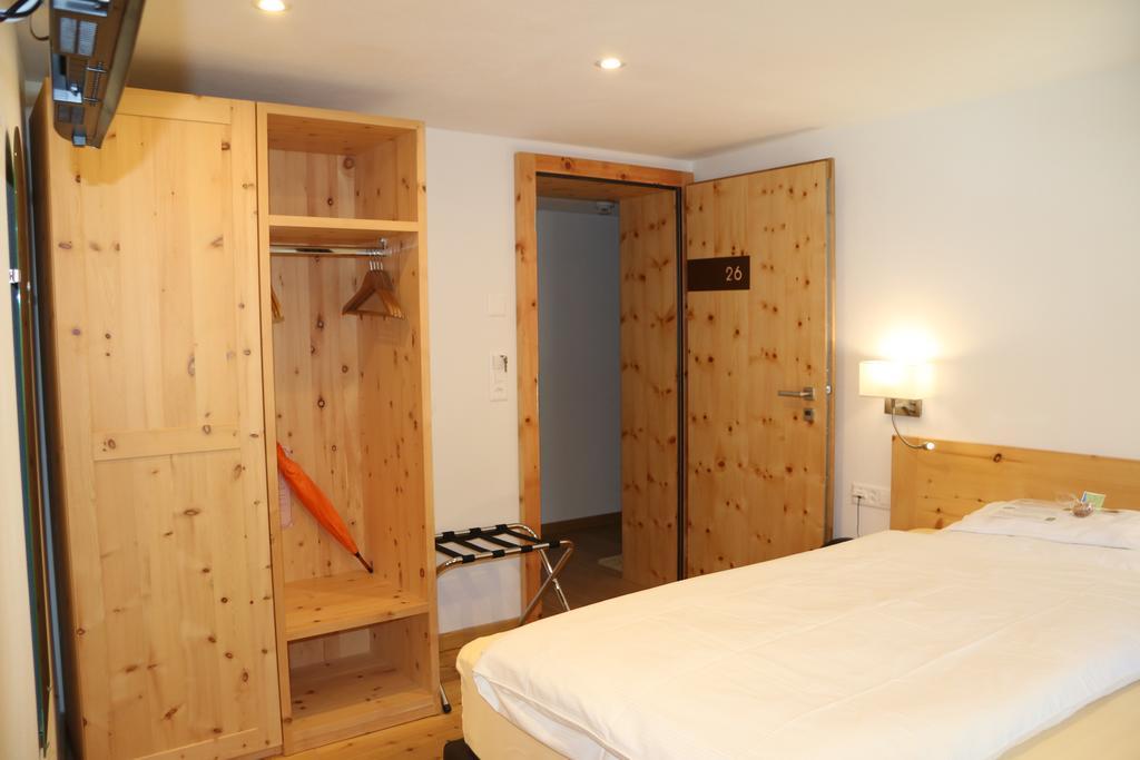 Hotel Helvetia มุสแตร์ ภายนอก รูปภาพ